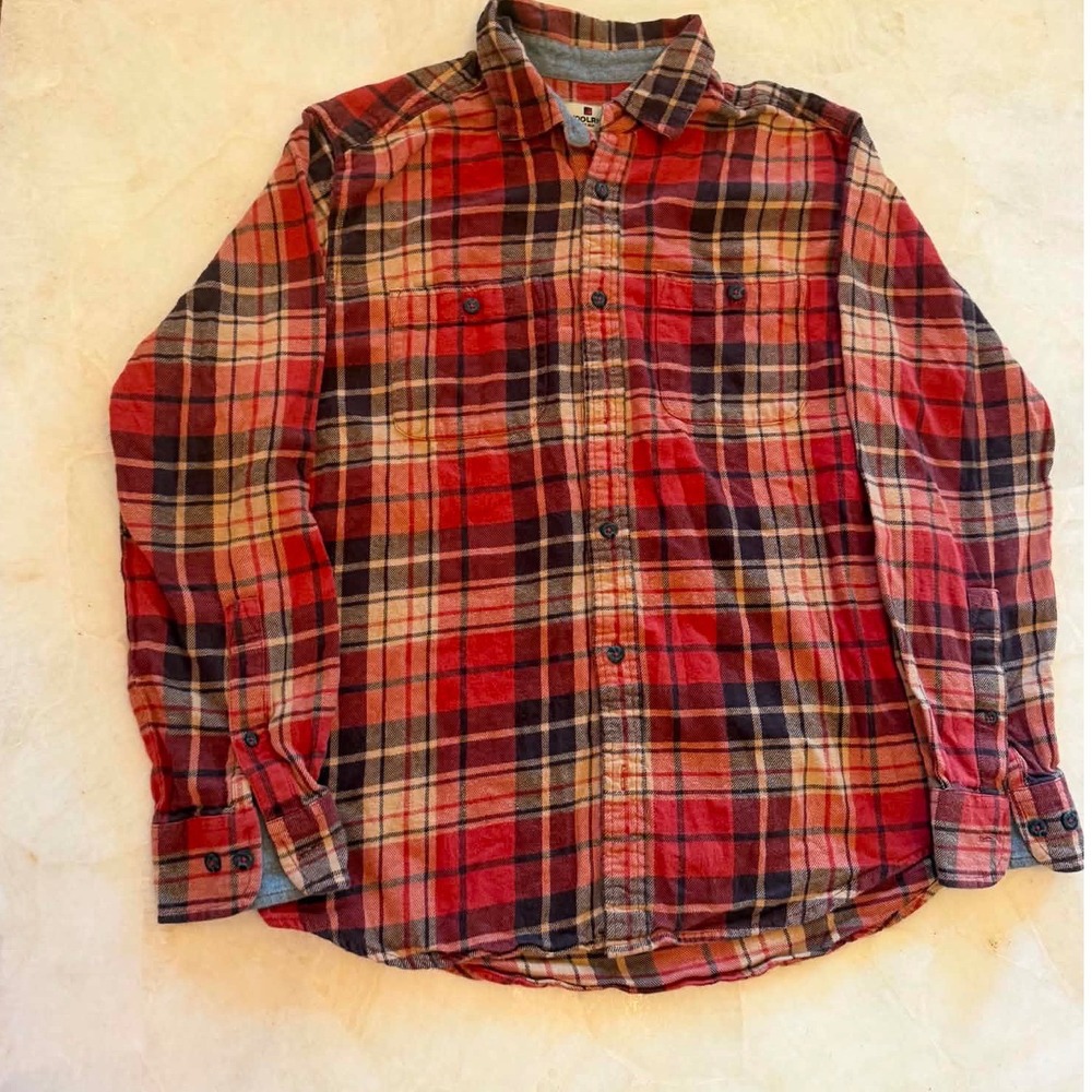Woolrich Mens Red Plaid Flannel Long Sleeve Button Down Shirt Size Medium